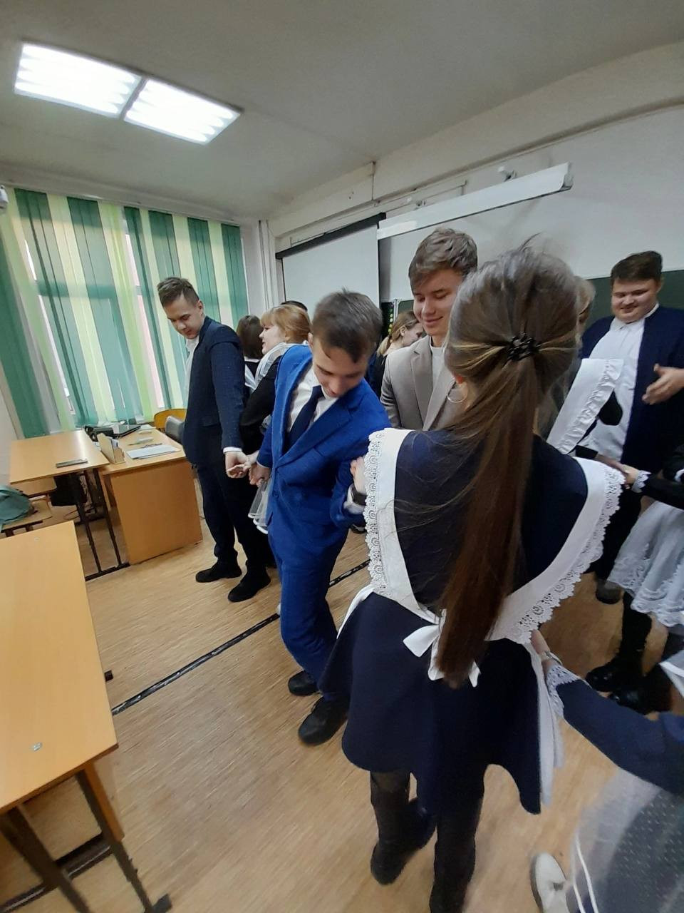 Постер к социальной практике: МБОУ «Белореченская СОШ» Где живет любовь?