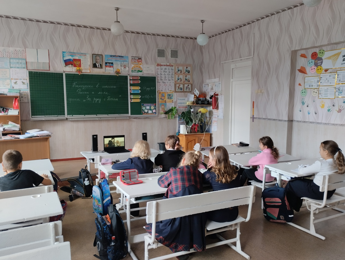 Постер к социальной практике: Маленькие дела - большие поступки.