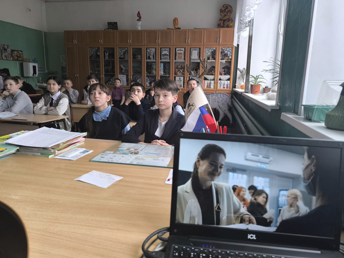 Постер к социальной практике: Внимательность, наблюдательность