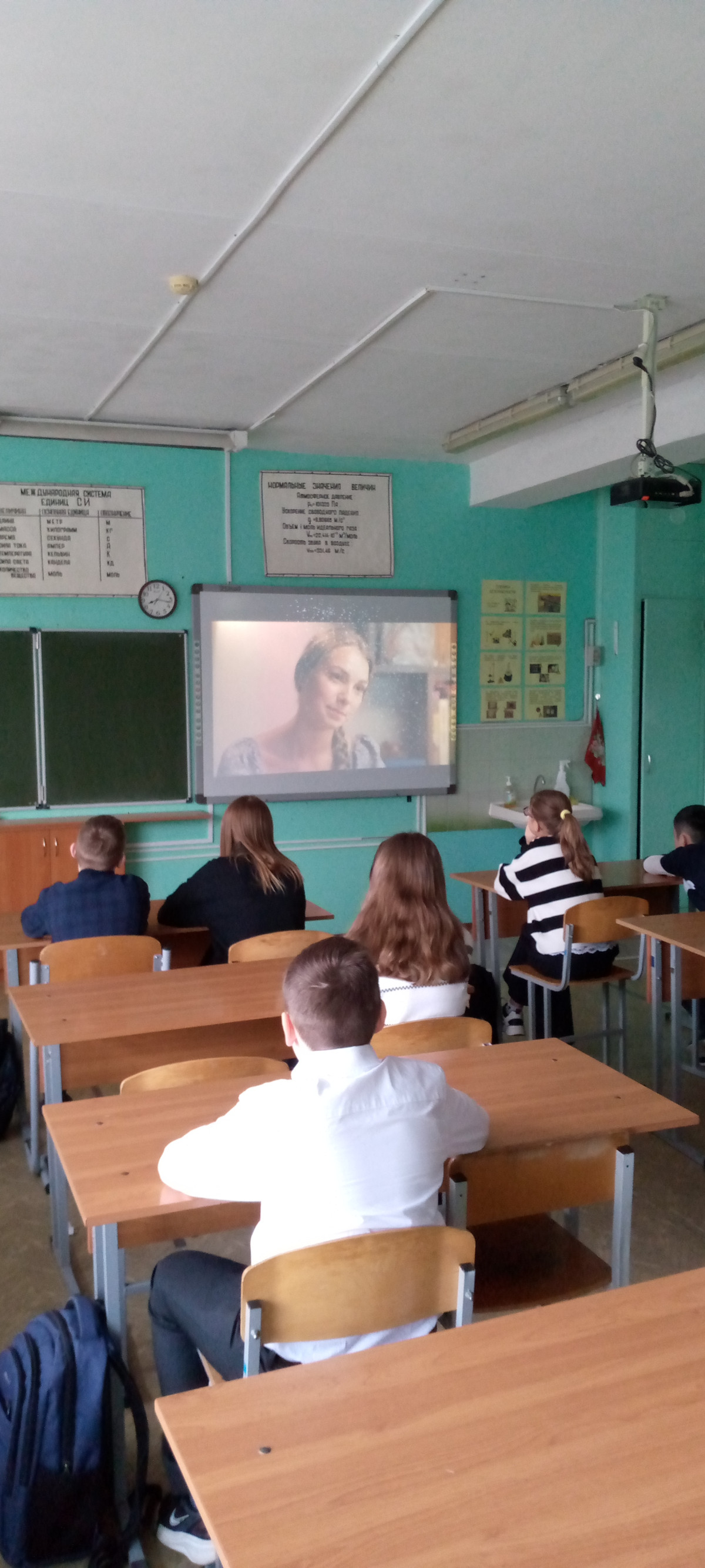 Постер к социальной практике: Женщины моей семьи во время ВОВ