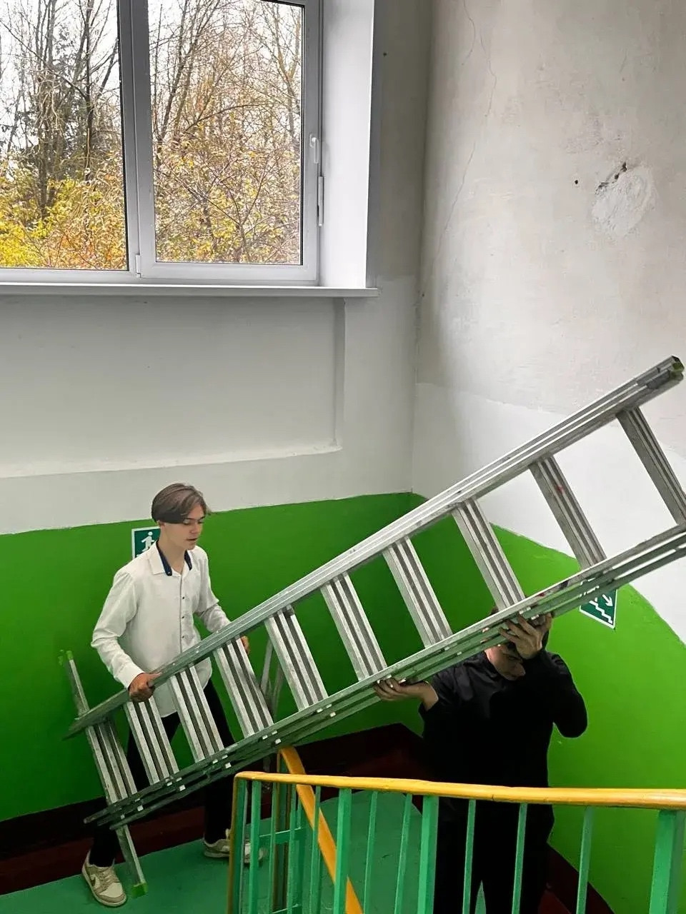 Постер к социальной практике: Маленькими шагами на пути к большому строительству