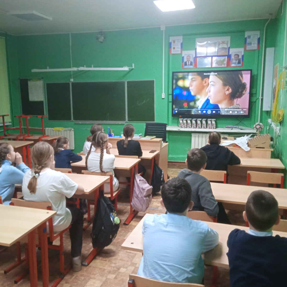 Постер к социальной практике: Взаимопомощь