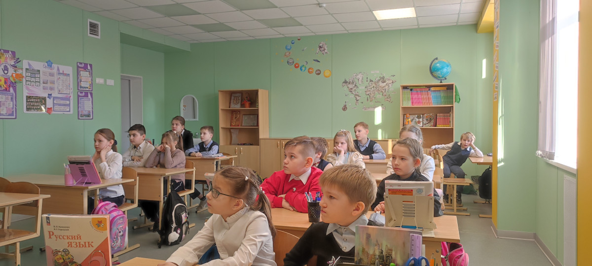 Постер к социальной практике: Будь внимательным к родным!