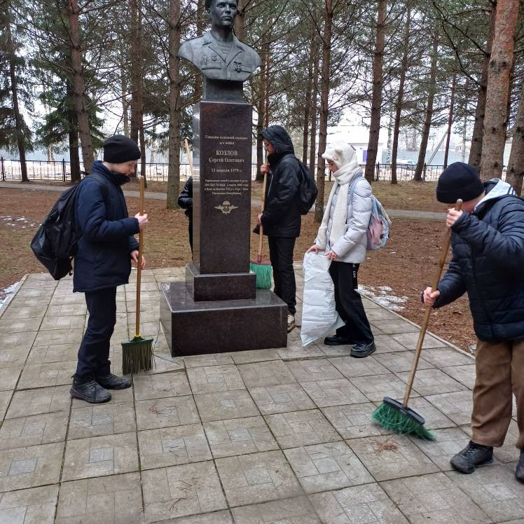 Постер к социальной практике: Бескорыстие - проявление активной жизненной позиции