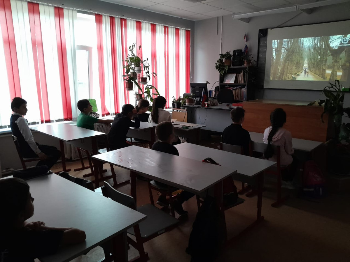 Постер к социальной практике: Спектакль "Федорино горе"