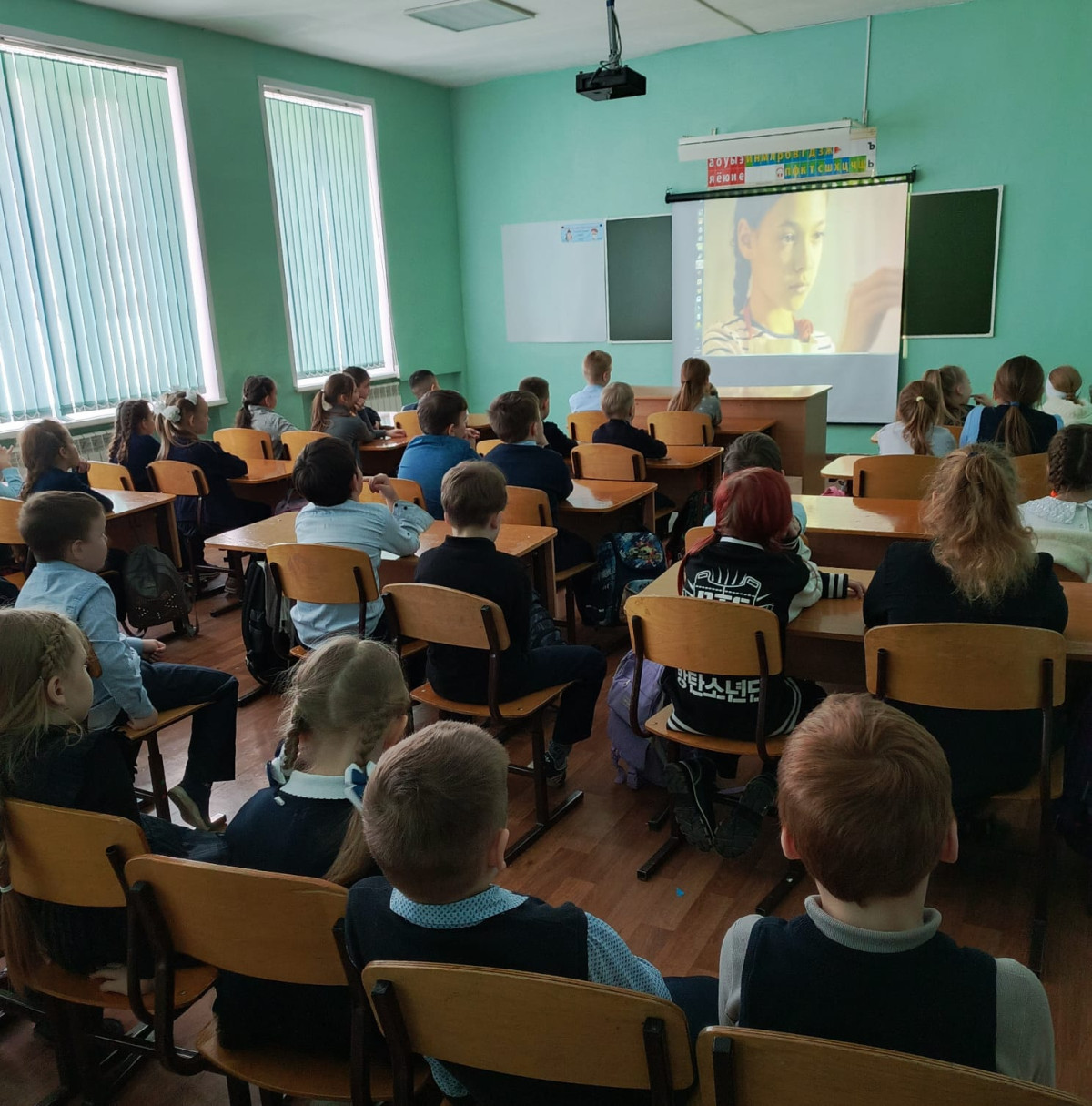Постер к социальной практике: Поделись улыбкой!