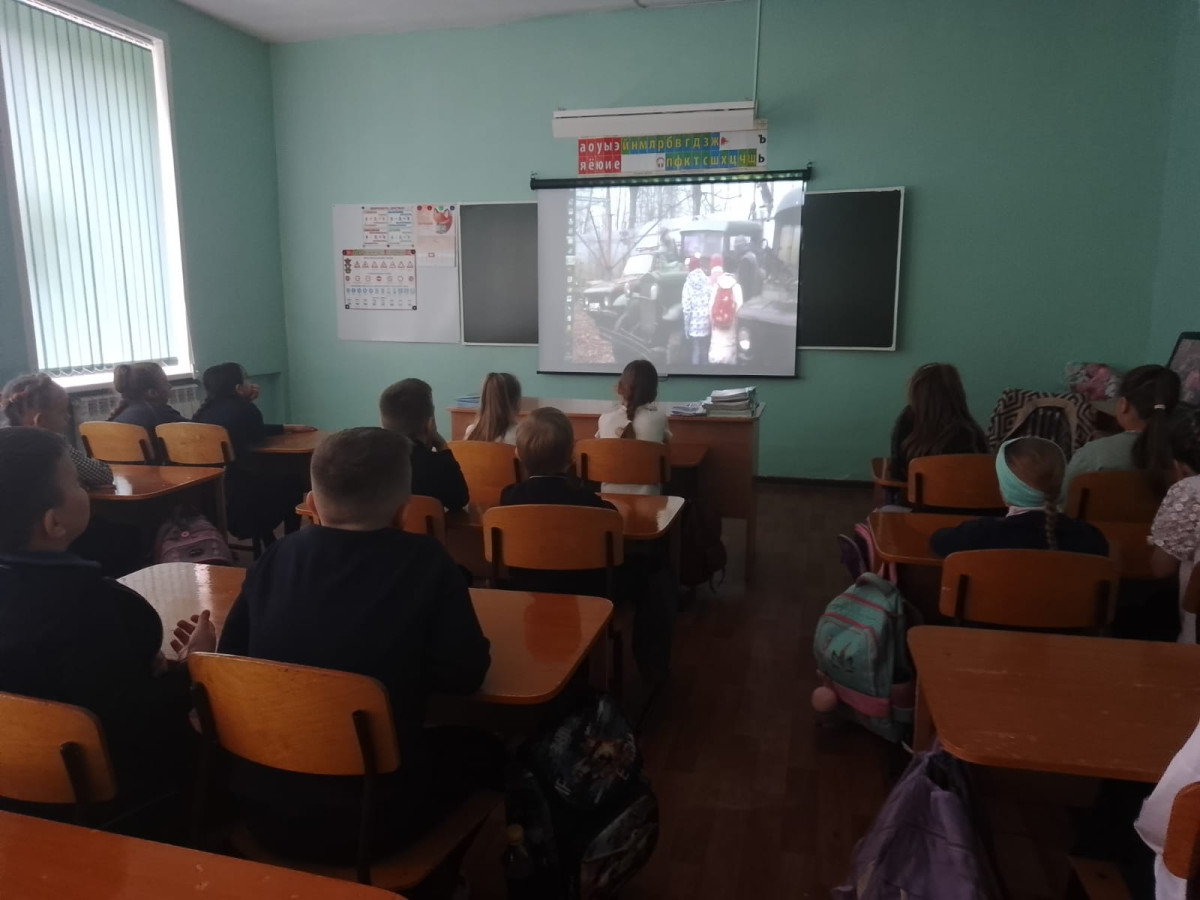 Постер к социальной практике: Мы помним, мы гордимся!