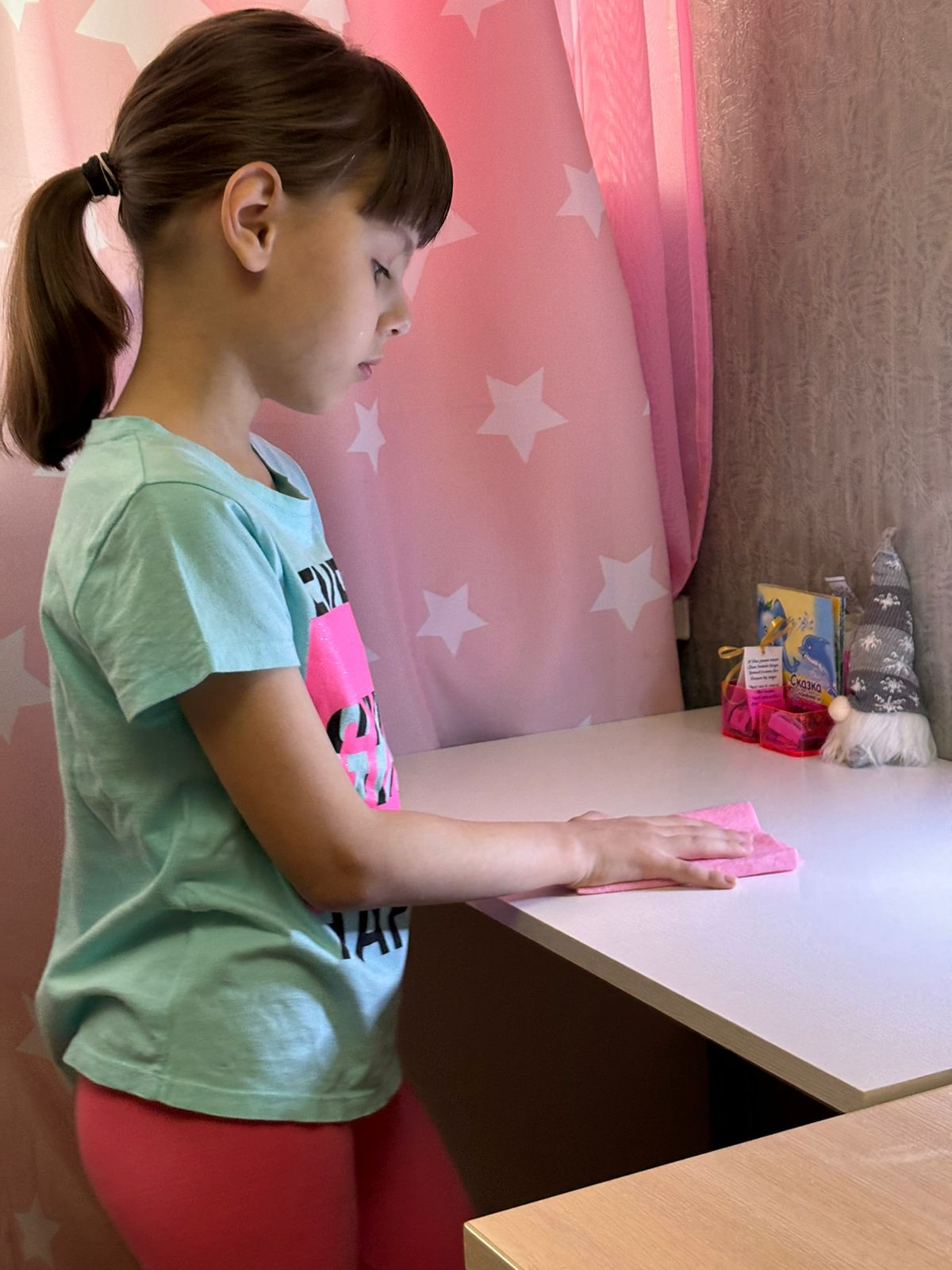 Постер к социальной практике: Маленькие помощники