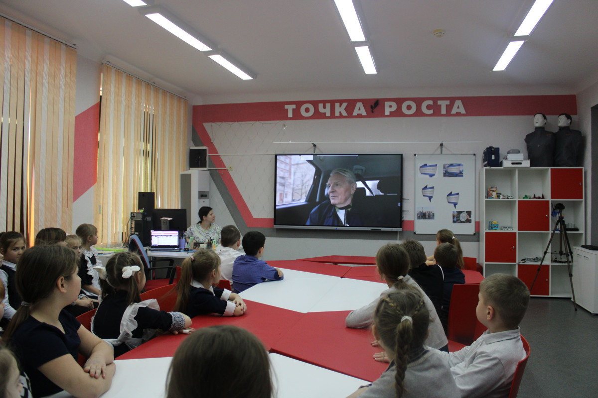 Постер к социальной практике: У лени шедевров нет!