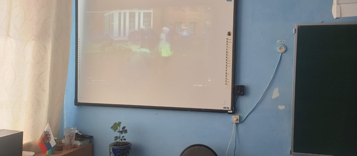 Постер к социальной практике: падари радость