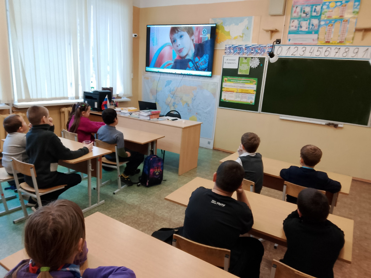 Постер к социальной практике: Ладошки добра и света