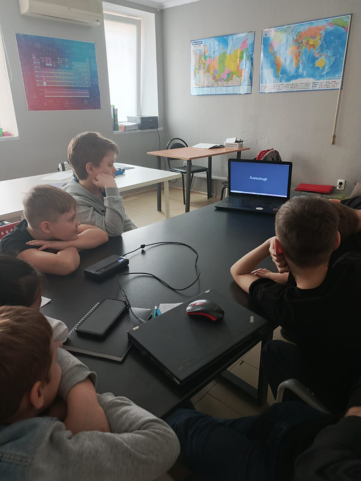 Постер к социальной практике: Вы не имеете права