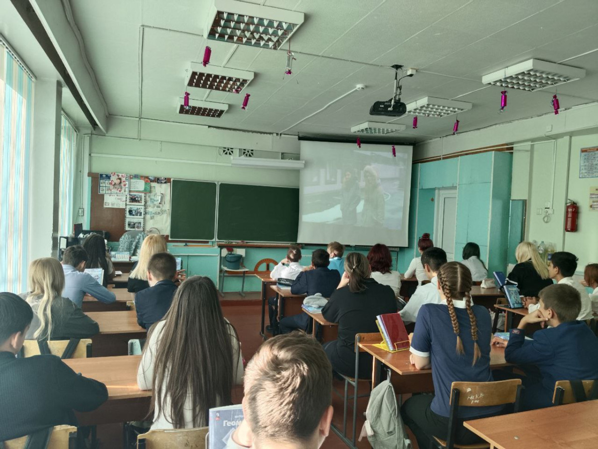 Постер к социальной практике: Помощь приюту домашних животных "Хатико"