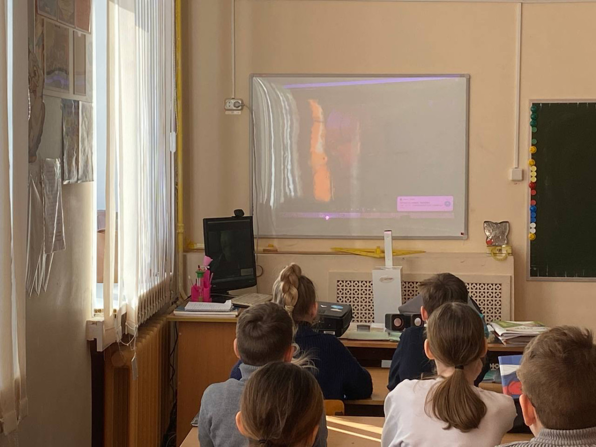 Постер к социальной практике: Поделись улыбкою своей