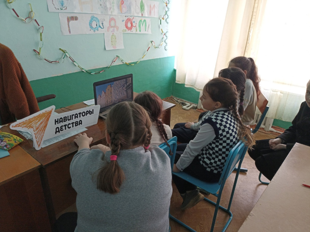 Постер к социальной практике: фонарик добра