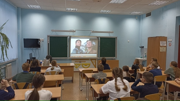 Постер к социальной практике: "Крылья"