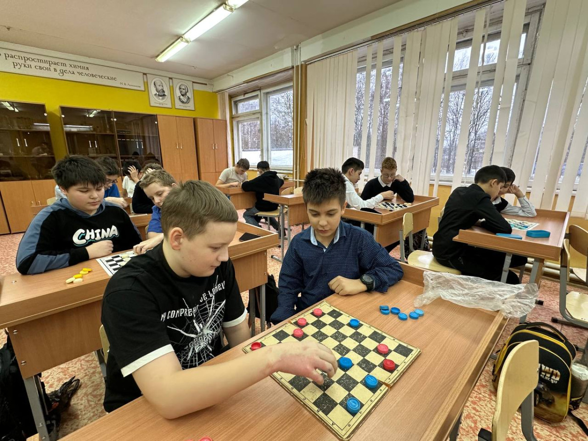 Постер к социальной практике: Счастье рождается в сердце
