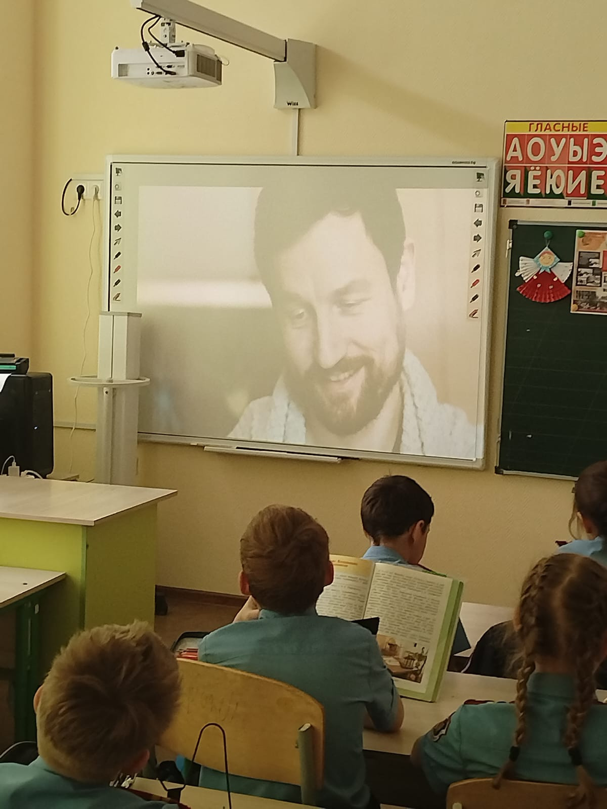 Постер к социальной практике: Внимательность. Наблюдательность