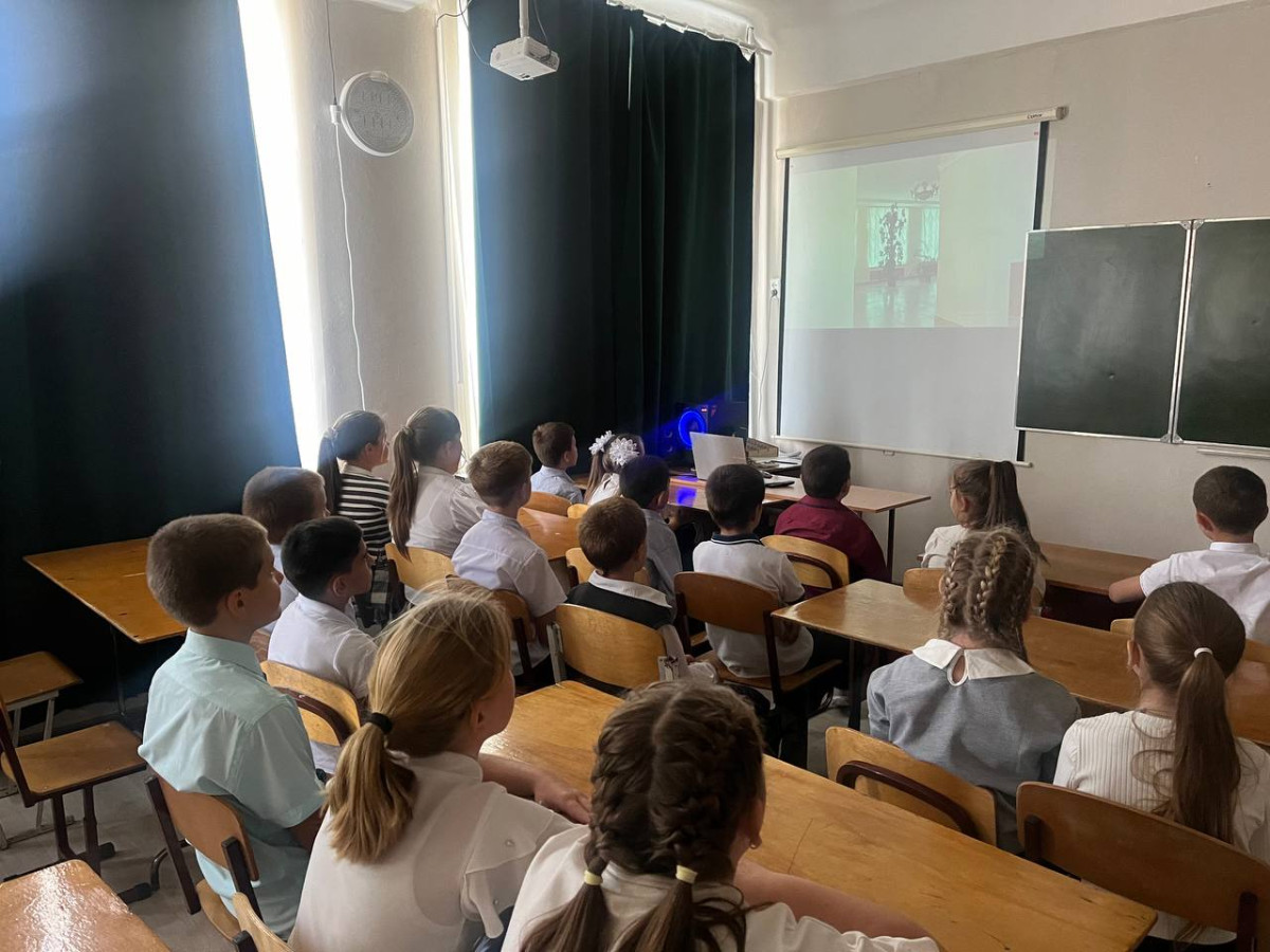 Постер к социальной практике: Наша честь - наш патриотизм!