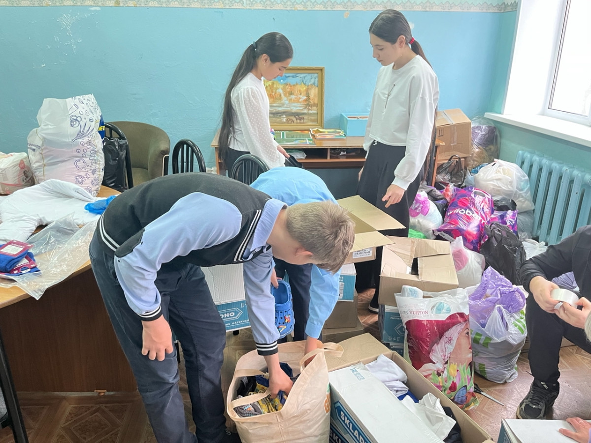 Постер к социальной практике: Созидательный труд