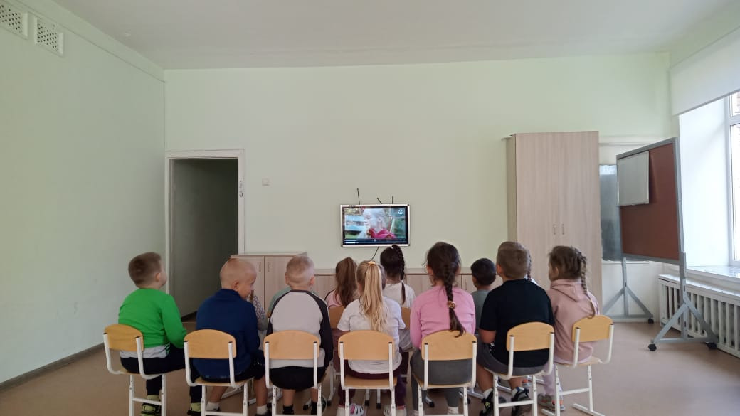 Постер к социальной практике: Завистью ничего не сделаешь