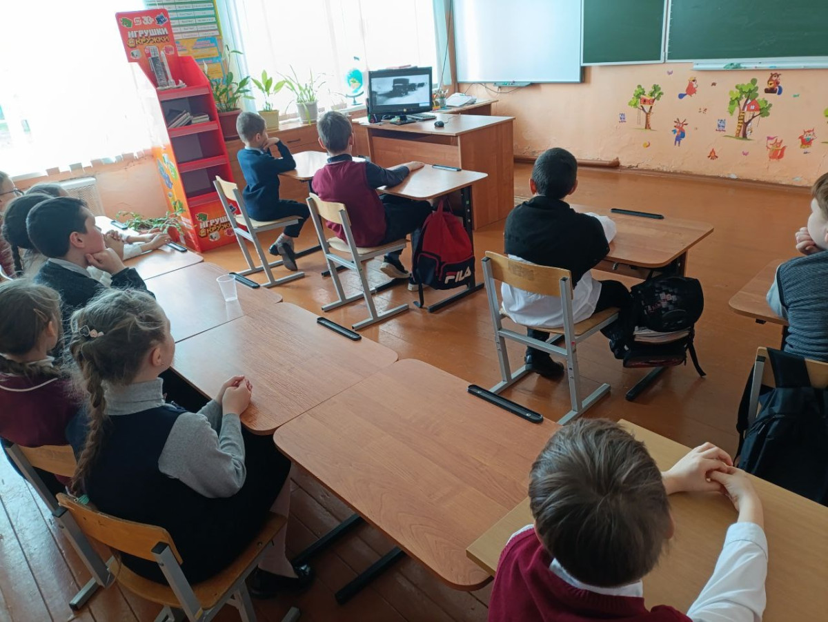 Постер к социальной практике: Достойные наследники победы
