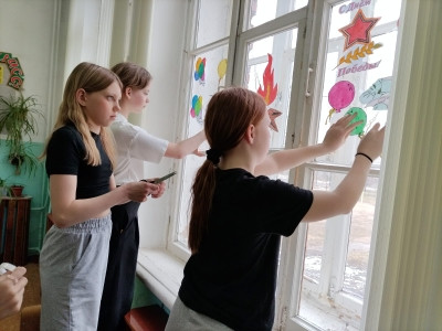 Постер к социальной практике: Только вперёд, и только все вместе!