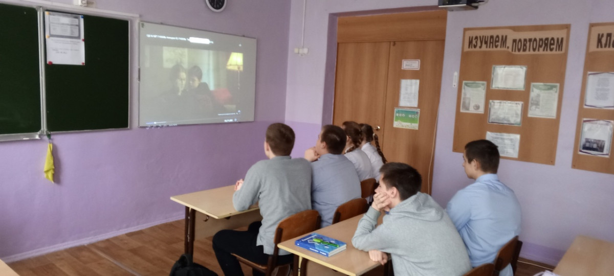 Постер к социальной практике: Поздравление с Днем матери.