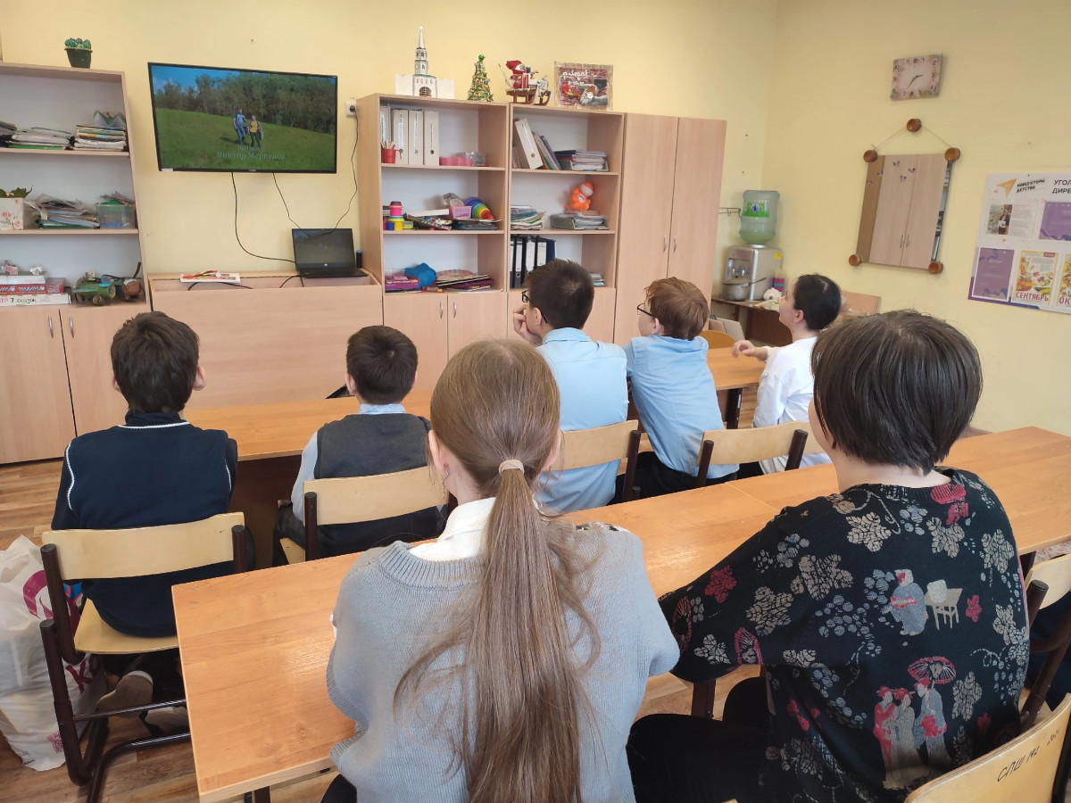 Постер к социальной практике: СВОих не бросаем!