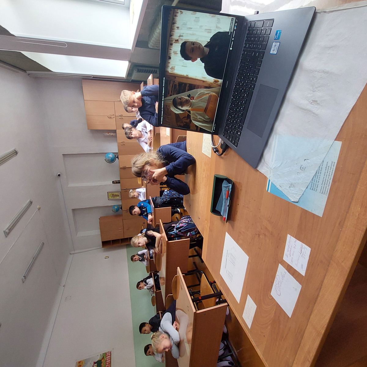 Постер к социальной практике: Три источника радости