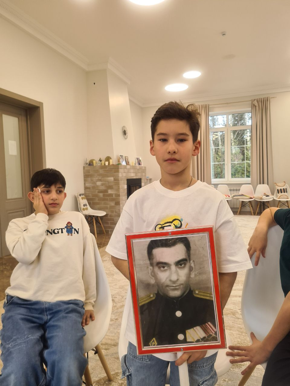 Постер к социальной практике: "С Любовью к Родине - для защитников"