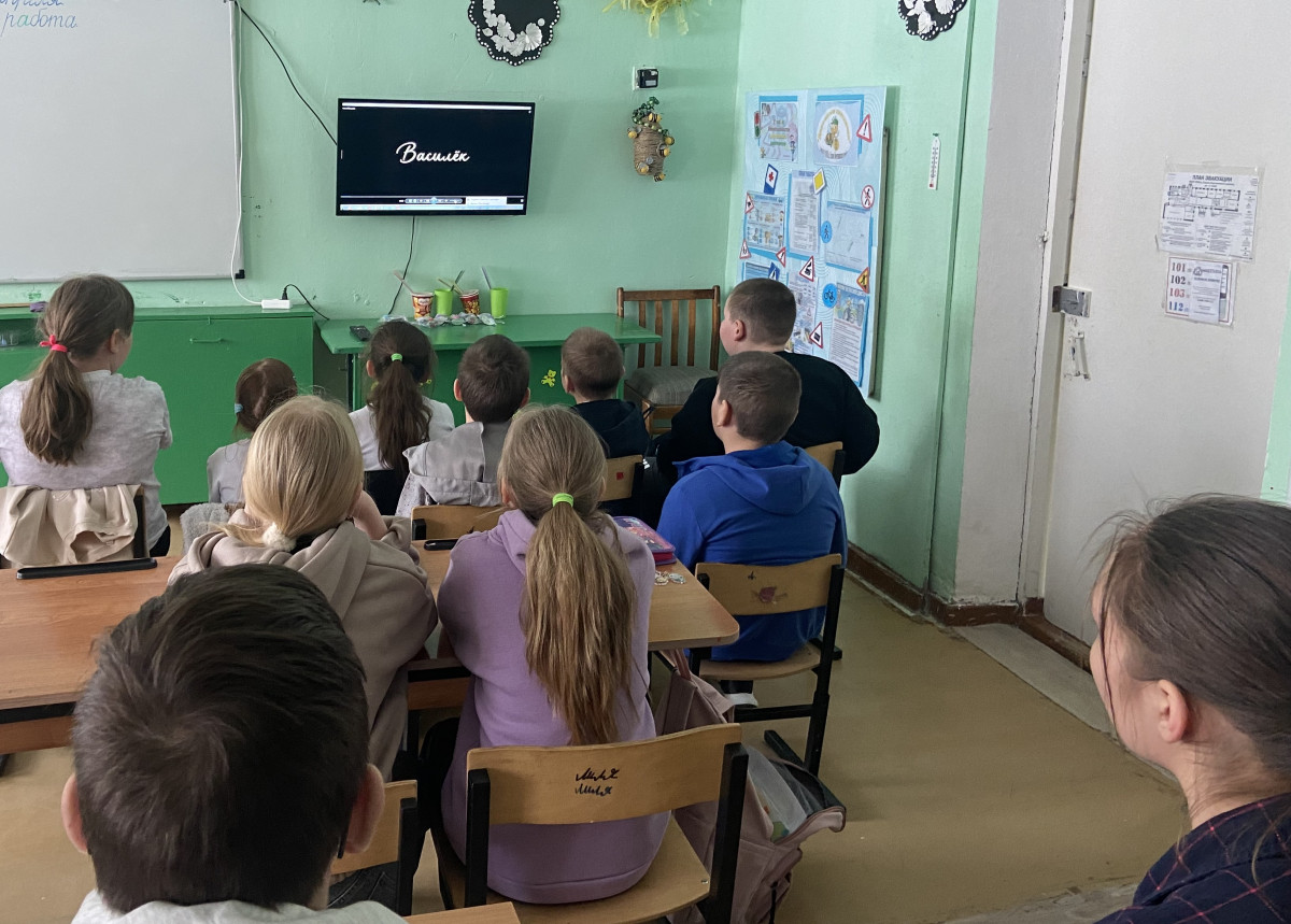 Постер к социальной практике: Для Родины своей ни сил, ни времени не жалей