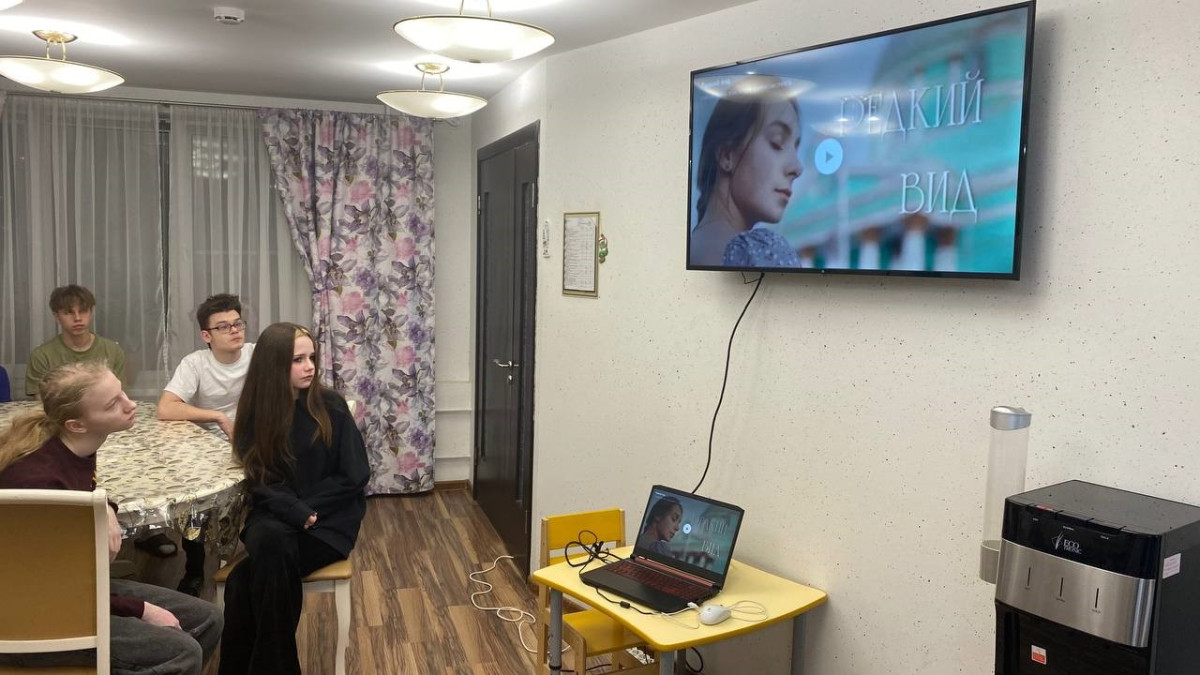 Фотография социальной практики №88293 - "Открытка и значок для Героя"