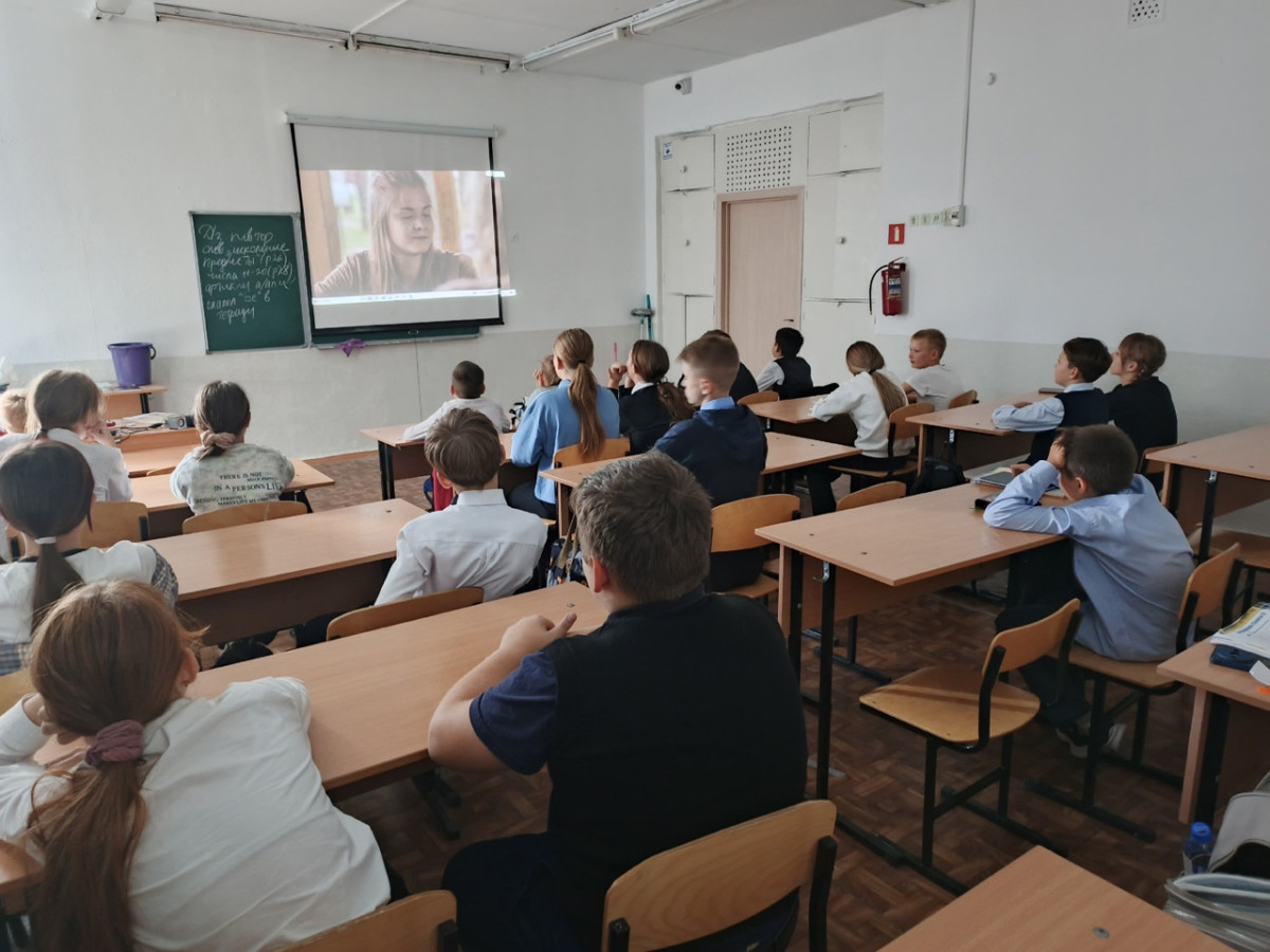 Постер к социальной практике: Коллективный труд