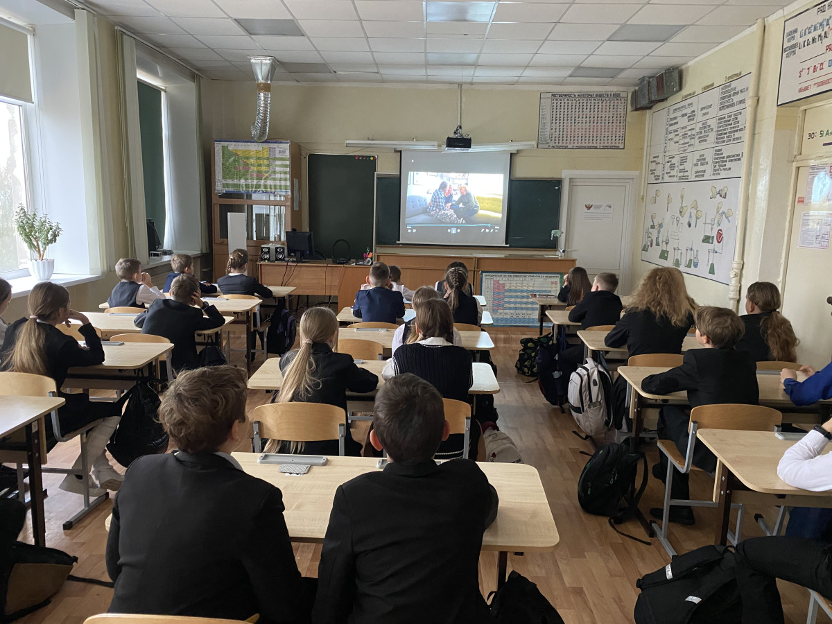 Постер к социальной практике: «Делая добро - меняй мир»