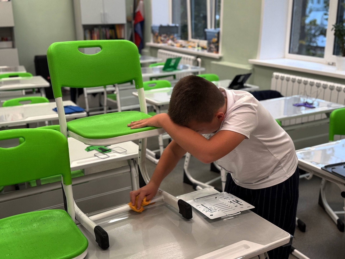 Постер к социальной практике: Уважай всякого человека, как самого себя