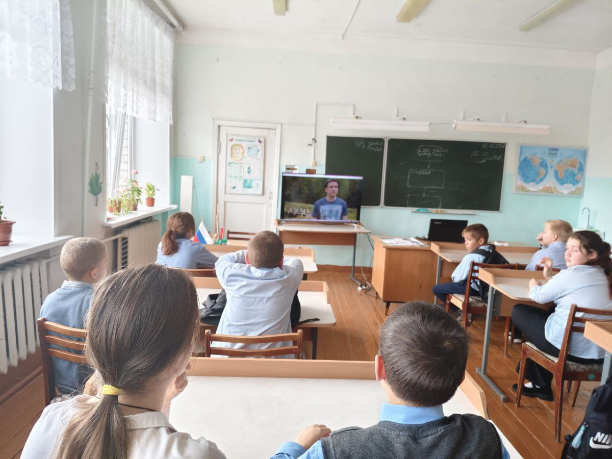 Постер к социальной практике: Школа -наш второй дом