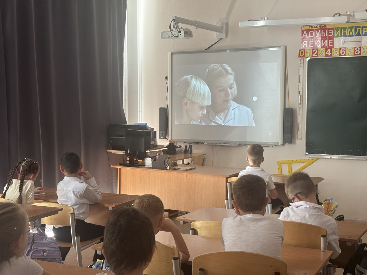 Постер к социальной практике: И покуда мы верим в свою мечту- ничто не случайно.