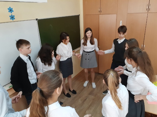 Постер к социальной практике: Память о героях не погаснет