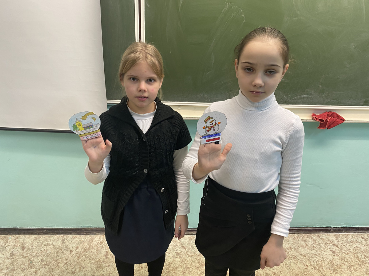 Постер к социальной практике: ГБОУ СОШ с.Ягодное «С Новым годом ,Раиса Родионовна!»,Лундина Галина Викторовна «Отчёт «
