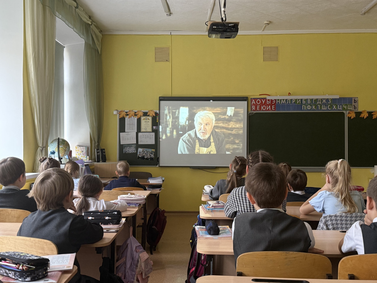 Постер к социальной практике: Три солнца