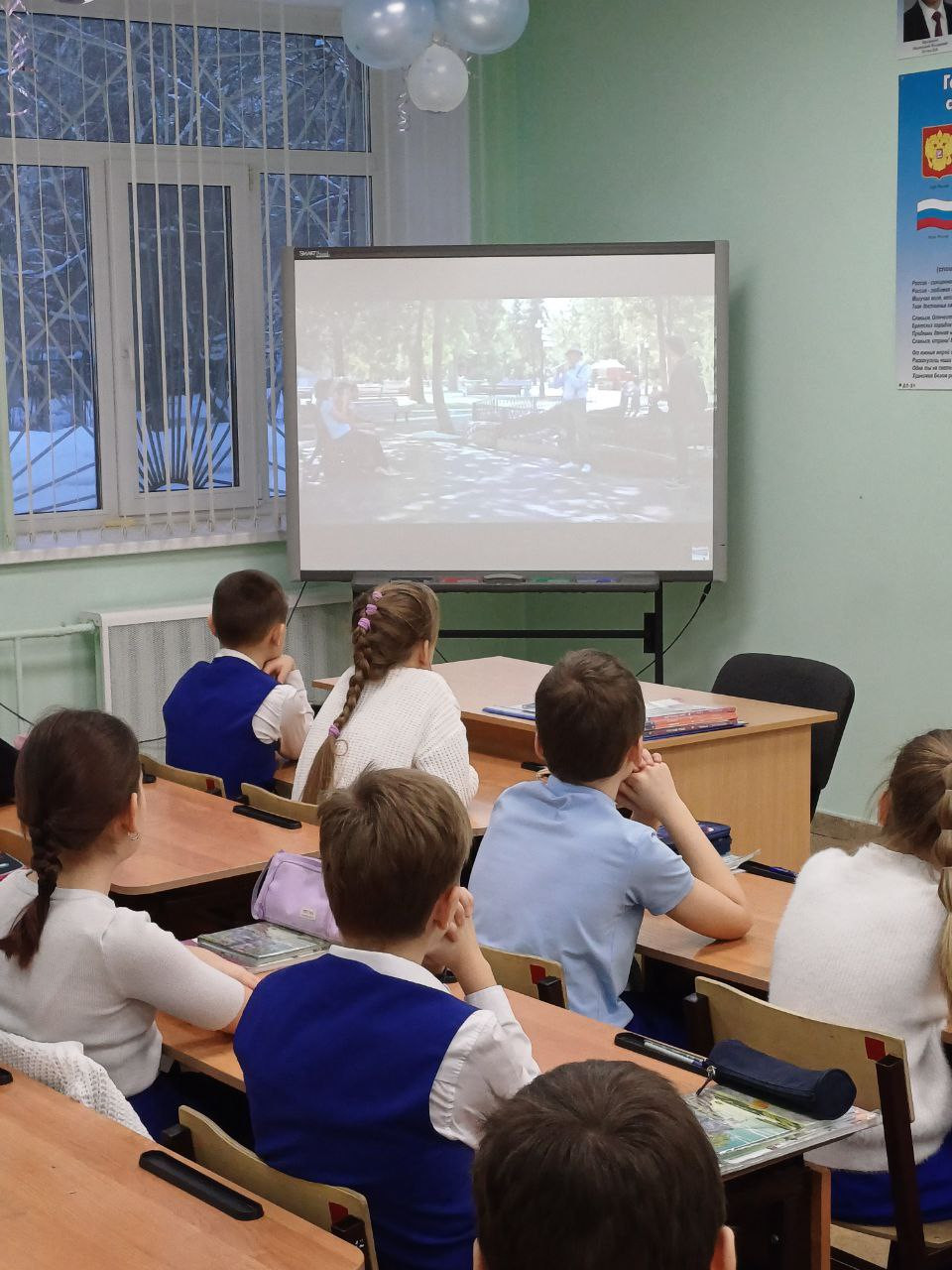 Постер к социальной практике: Доброе братство лучше богатства.