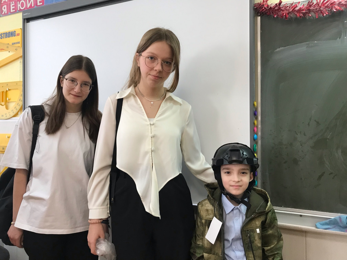 Постер к социальной практике: Делаем мир светлее