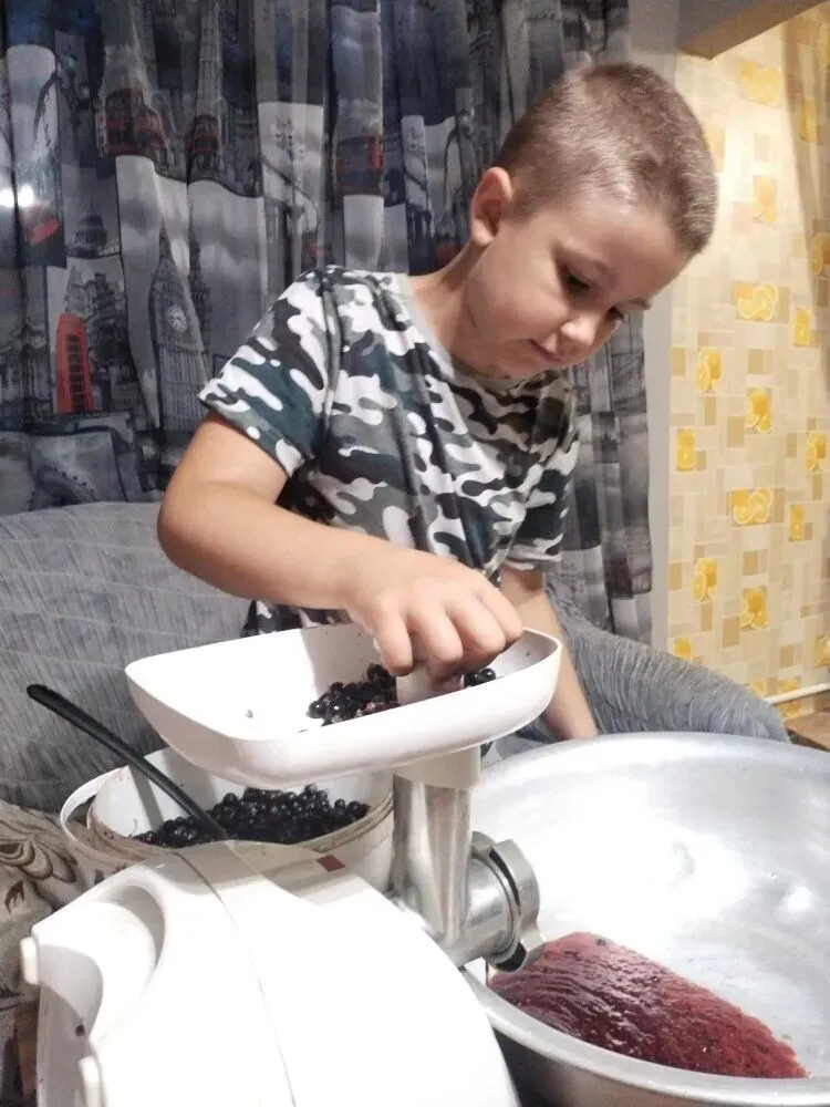 Постер к социальной практике: Я - помощник дома