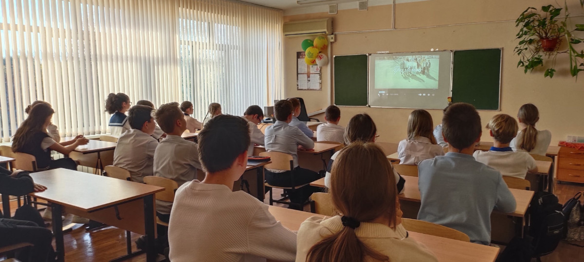 Постер к социальной практике: Учитель - источник вдохновения