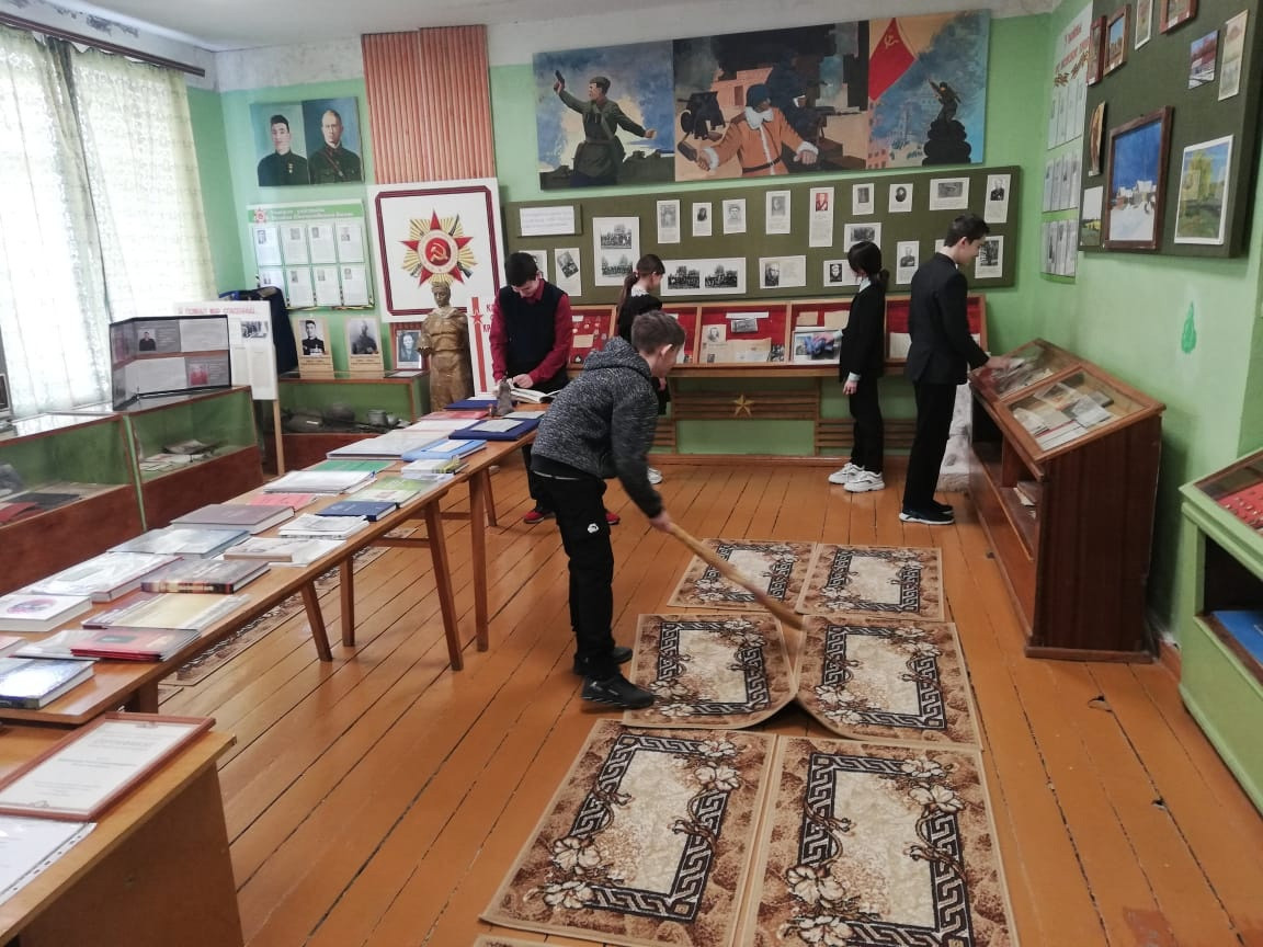 Постер к социальной практике: Сохрани историю - полезно!