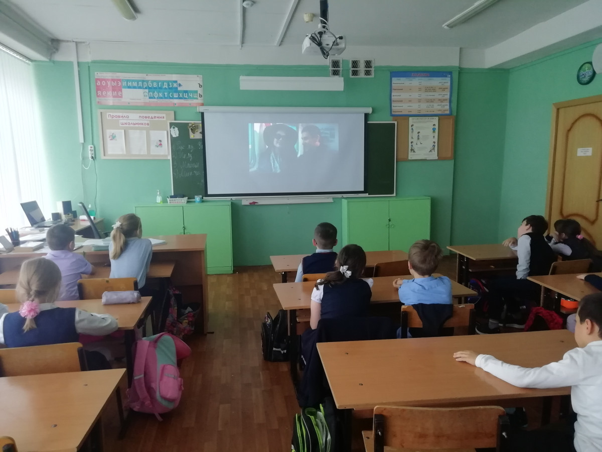 Постер к социальной практике: "Хорошие песни"