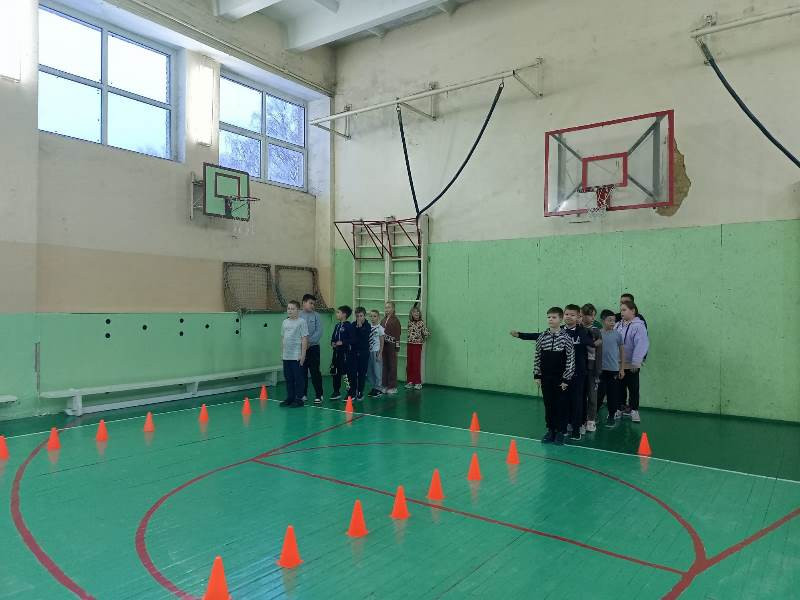 Постер к социальной практике: Соревнования по преодолению полосы препятствий