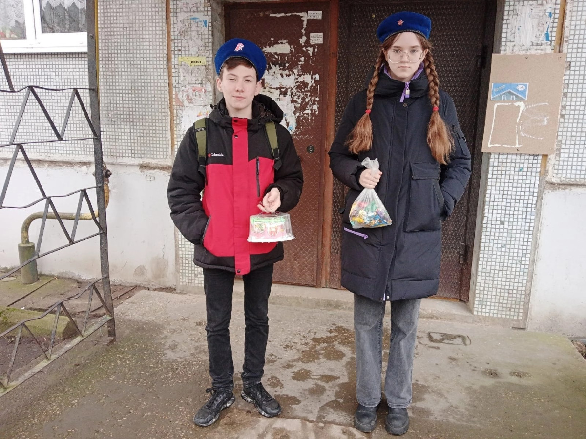 Постер к социальной практике: "Не забываем своих учителей!"