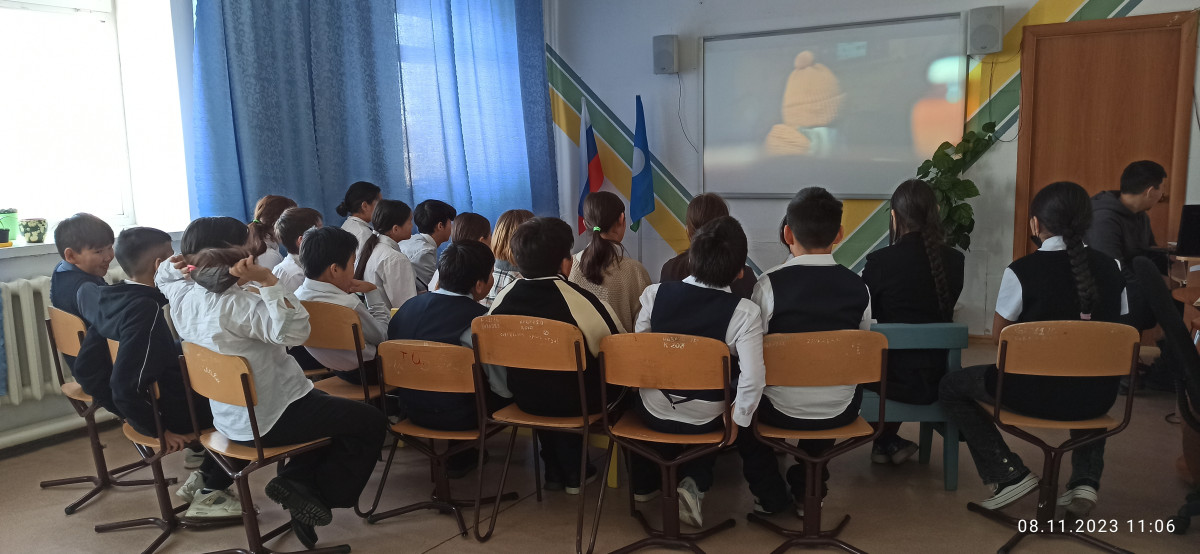 Постер к социальной практике: Славим мы величие учителя.